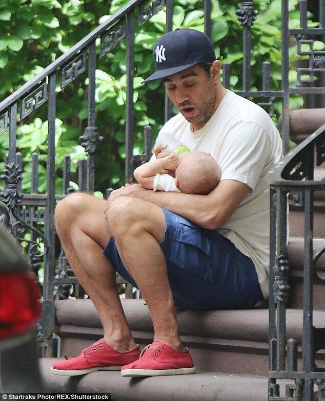 Bobby Cannavale 코모토모